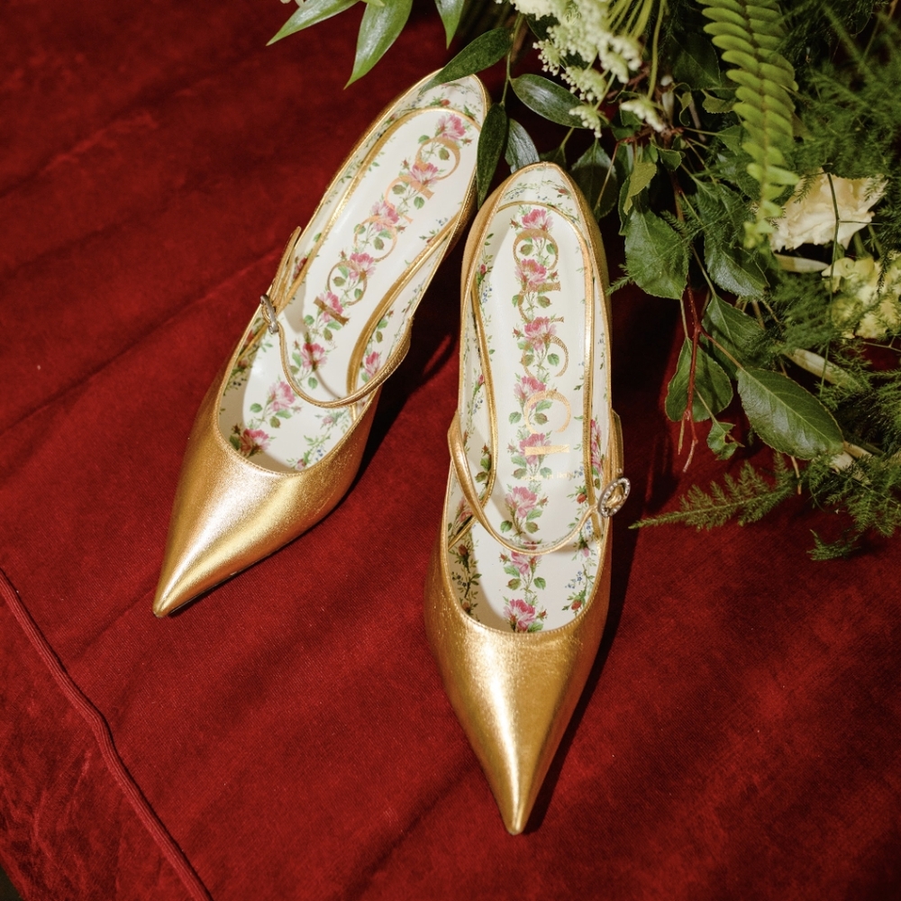 Gucci heels gold floral
